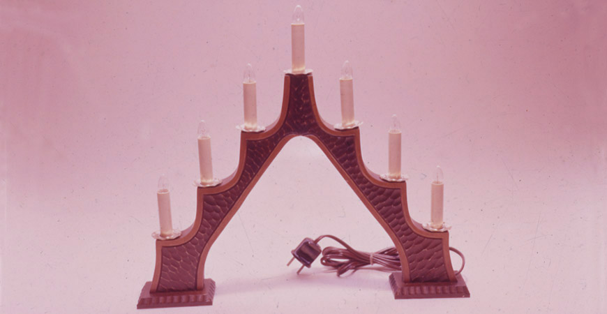 Lucka 2: Elektrisk adventsljusstake